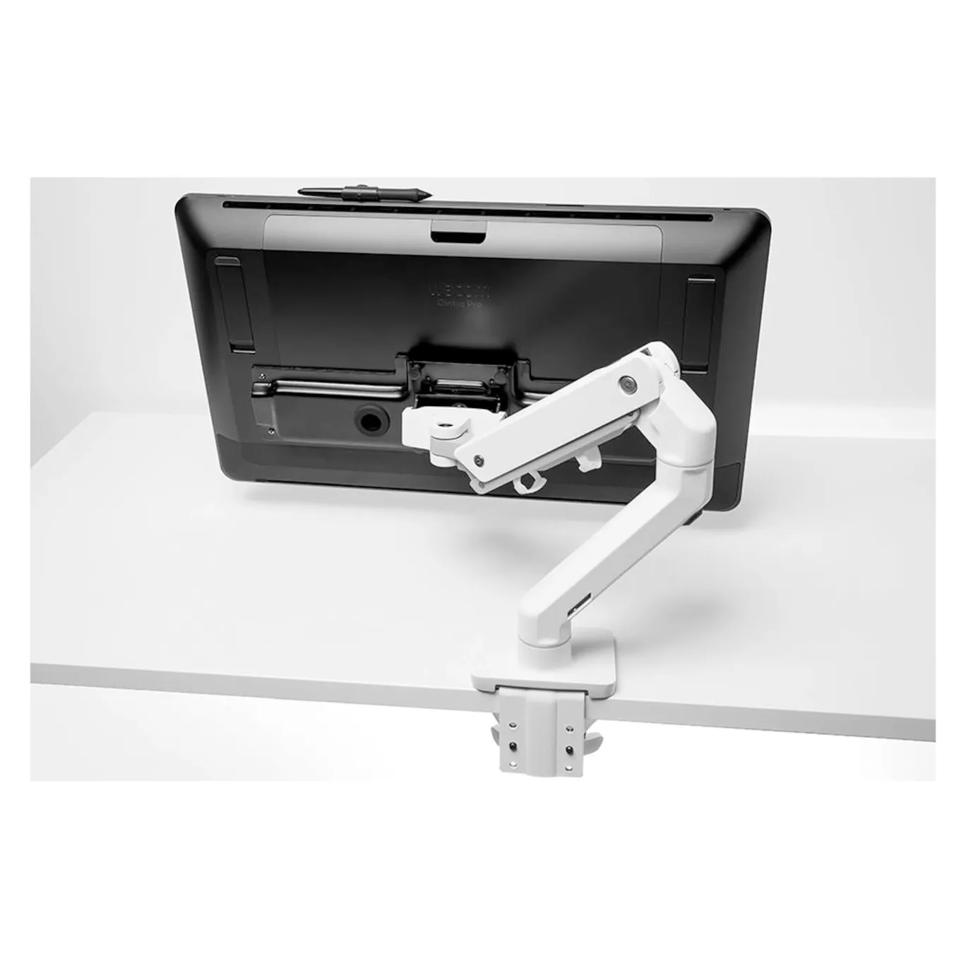 Wacom VESA Mount Adapter für Cintiq Pro 32 und 24 ACK62804K