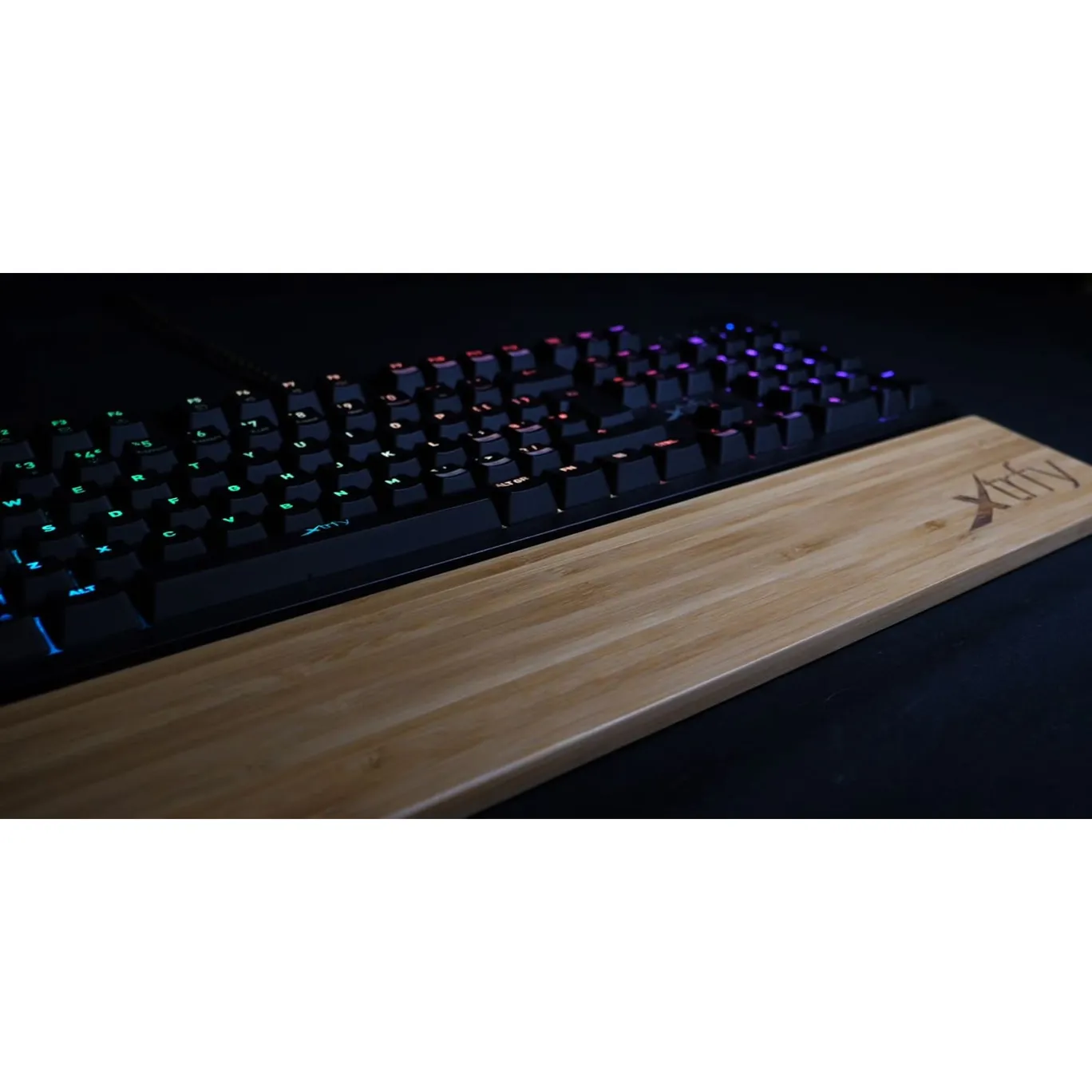 Cherry XTRFY WR2 Tastatur-Handgelenksttze aus Bambus