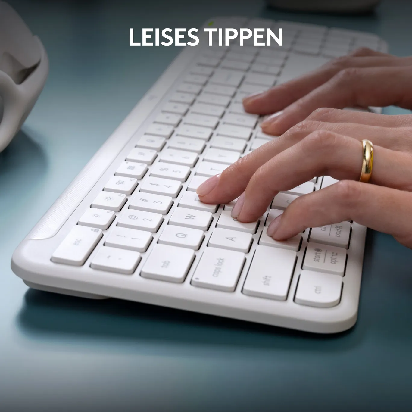 Logitech Signature Slim K950 Kabellose Tastatur – Schlank, Leise, Bluetooth, Für Windows/Mac/Chrome, DE Layout