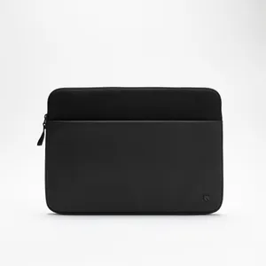 Incase A.R.C. Sleeve With ReSpun Schwarz 16" Macbook M1-M4 (2021-2024) aus 100 % recyceltem Polyester