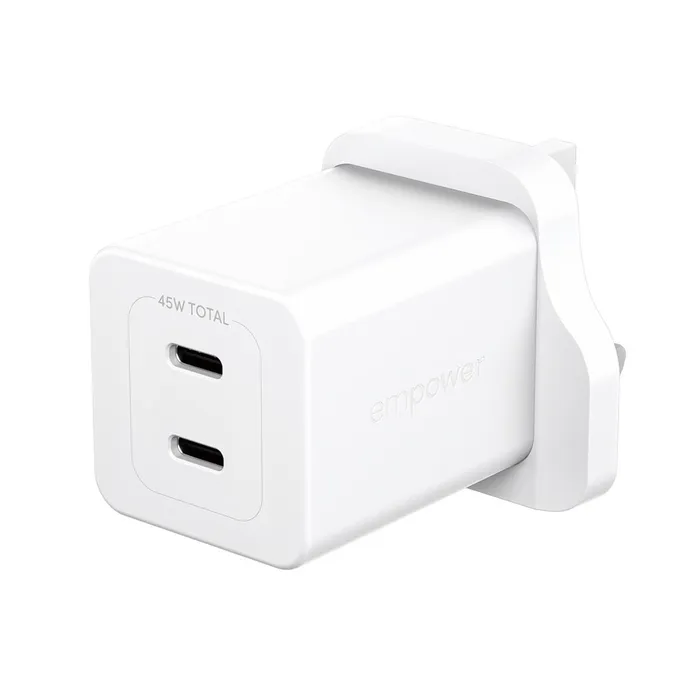empower by PanzerGlass® Turbo 45W Ladegarät inkl. 2x USB-C UK Anschluss Silber Weiß