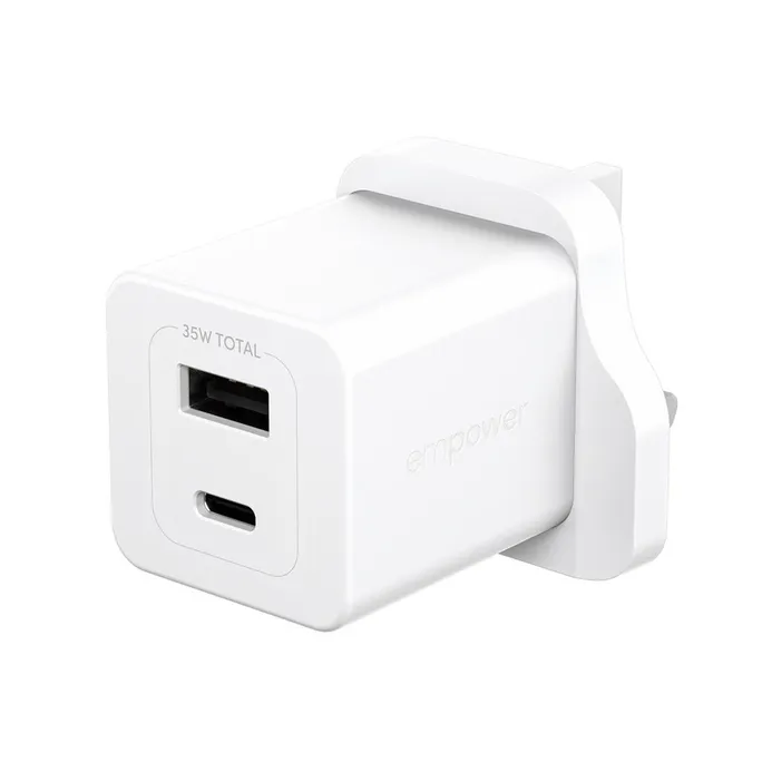 empower by PanzerGlass® Turbo 35W Ladegarät inkl. USB-C + USB-A UK Anschluss Silber Weiß