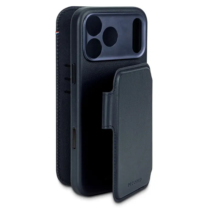 Decoded Leather Detachable Wallet iPhone 17 Pro Navy Shadow