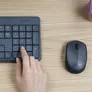 Logitech MK235 Combo Grau, Kabellose Maus-Tastaturkombination, Bluetooth, 2,4-GHz-Technologie