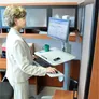 Ergotron WorkFit-C Single LD mobiler Steh-Sitz Arbeitsplatz bis 30" TFT höhenv.