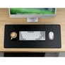 Satechi Vegan-Leather Premium Desk Mat Schwarz