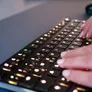 Cherry KW X ULP 2.0 Mini Schwarz | MX Ultra Low Profile Tastatur, 2.4Ghz, Bluetooth, USB-C