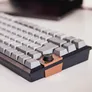 Cherry KW 300 MX Schwarz | Kompakte Hotswap-Tastatur, MX2A Silent Red Switches, schallgedämpftes Gehäuse, Bluetooth, USB-C