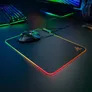 Razer Firefly V2 - Gaming-Mauspad mit mikrotexturierter Oberfläche, powered by Razer Chroma™