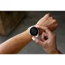 Garmin Venu® 4 - 41 mm Beige/Lunargold mit Schnellwechsel-Silikon-Armband 18 mm Bone