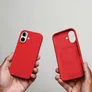 Vonmählen Soft Silicone Case für iPhone 16 firecracker