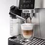 DeLonghi ECAM220.80.SB Magnifica Start silber / schwarz
